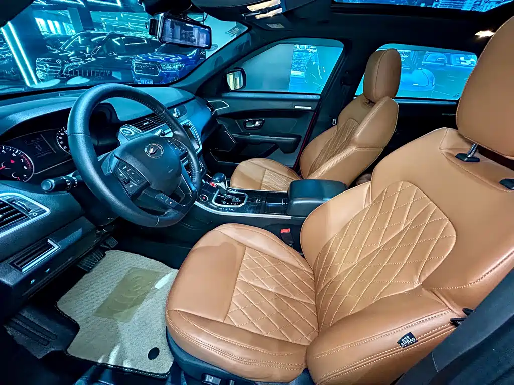 Landwind Landwind X7 — фото 9
