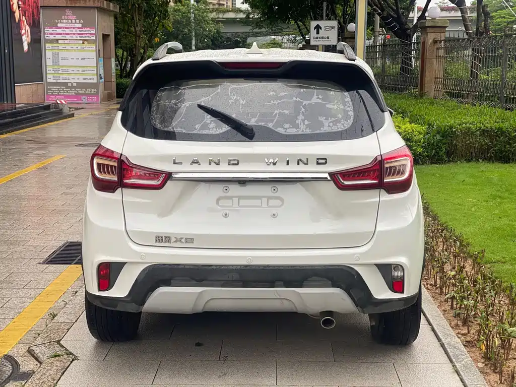 Landwind Landwind X2 — фото 8