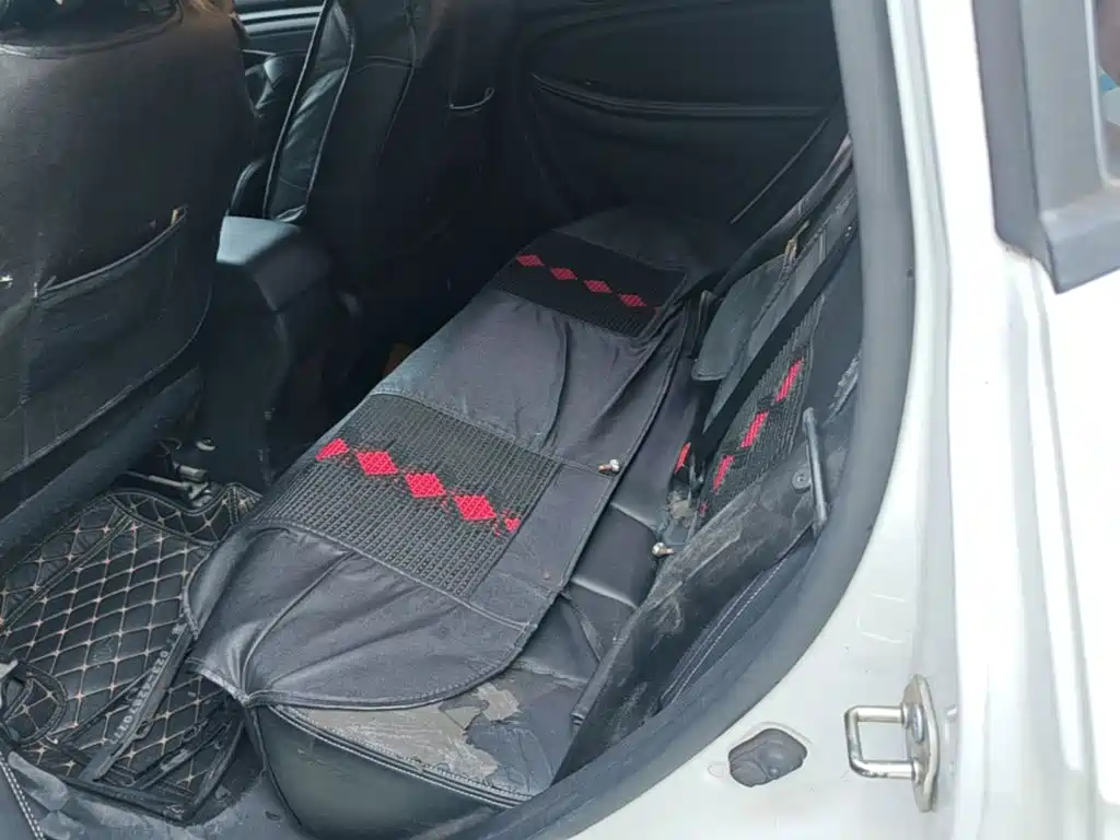 Landwind Landwind X2 — фото 17