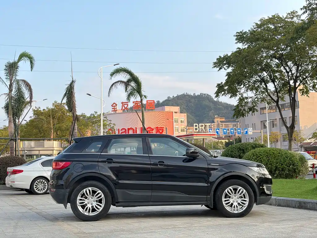 Landwind Landwind X7 — фото 6