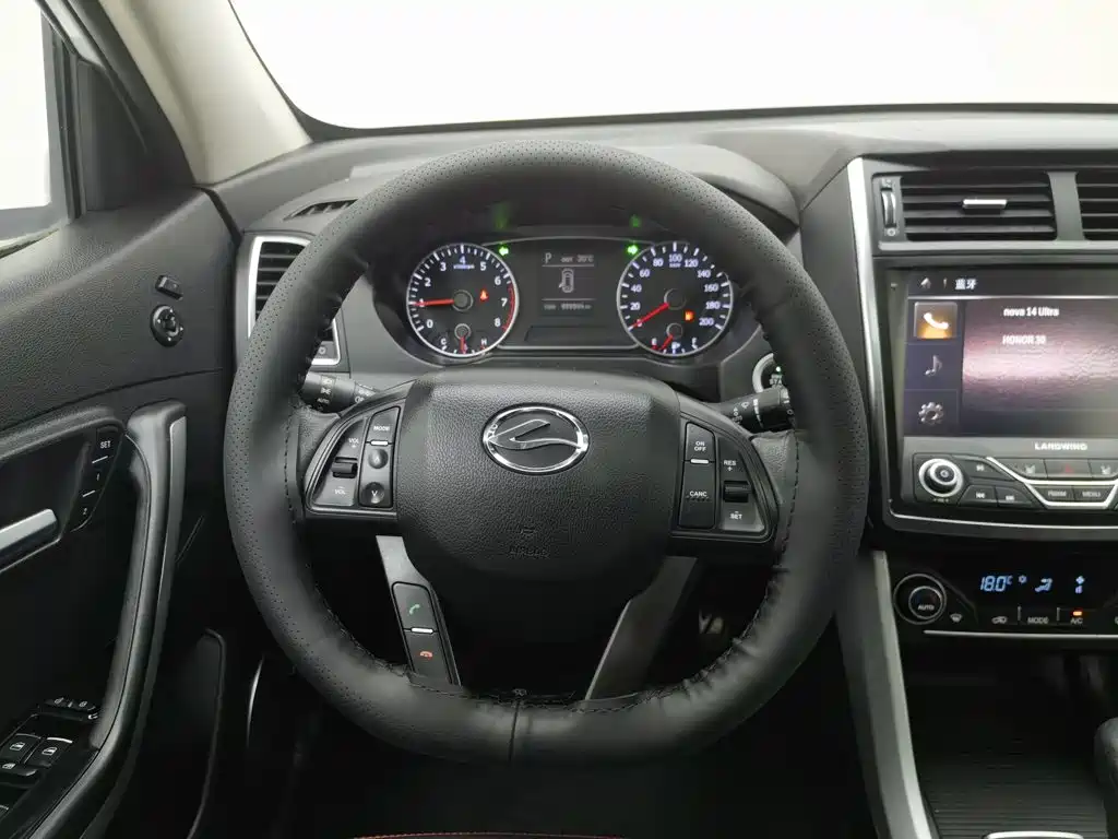 Landwind Landwind X5 — фото 11