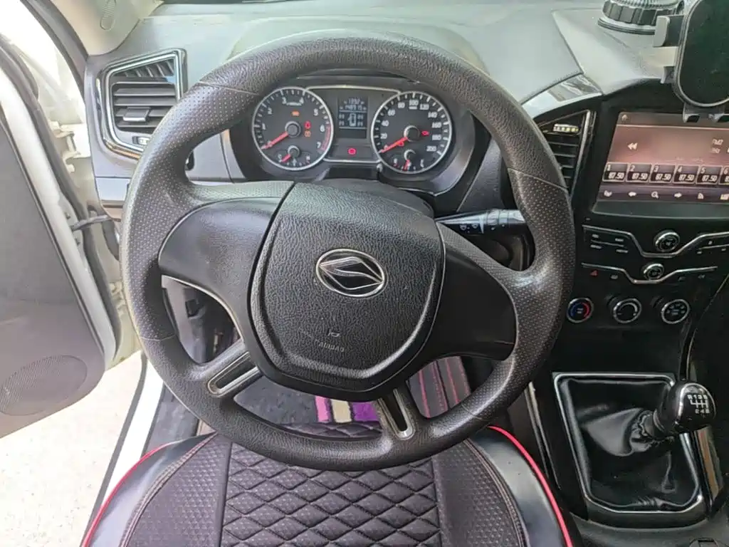 Landwind Landwind X8 — фото 11