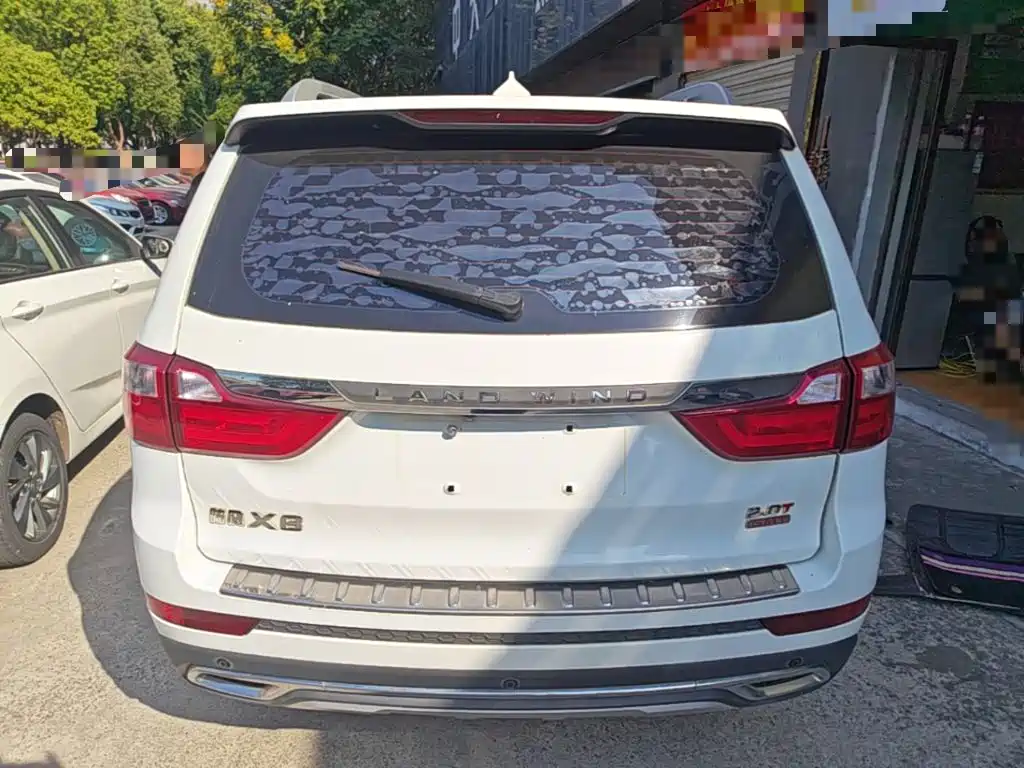 Landwind Landwind X8 — фото 6