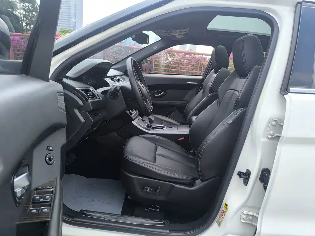 Landwind Landwind X7 — фото 9