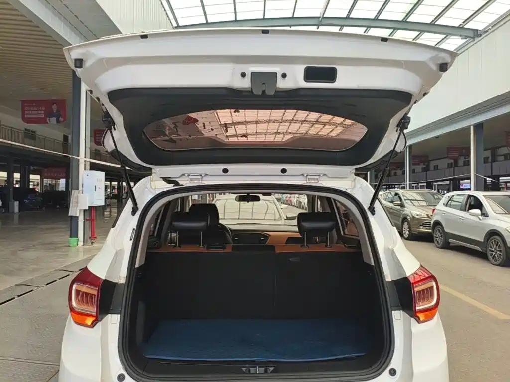Landwind Landwind X2 — фото 19