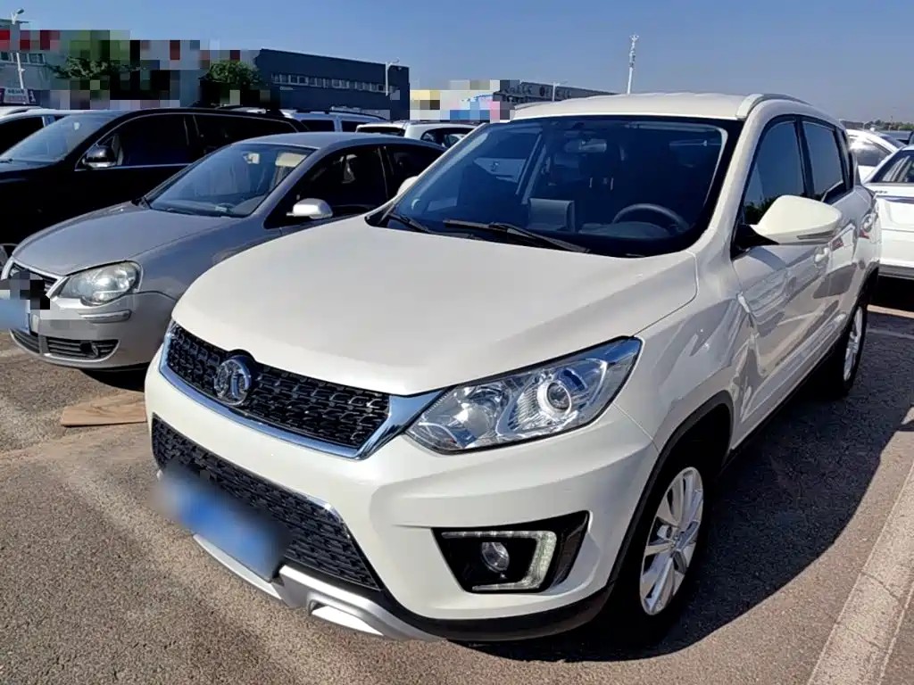 BAIC Senova X35 — фото 2