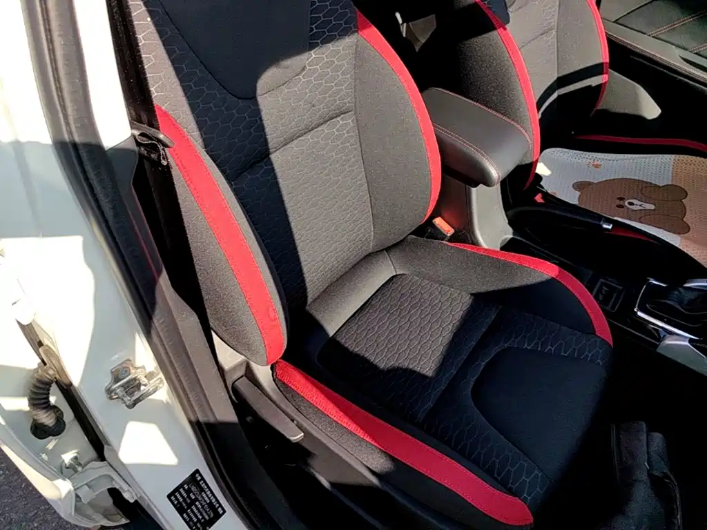 BAIC Senova X35 — фото 25