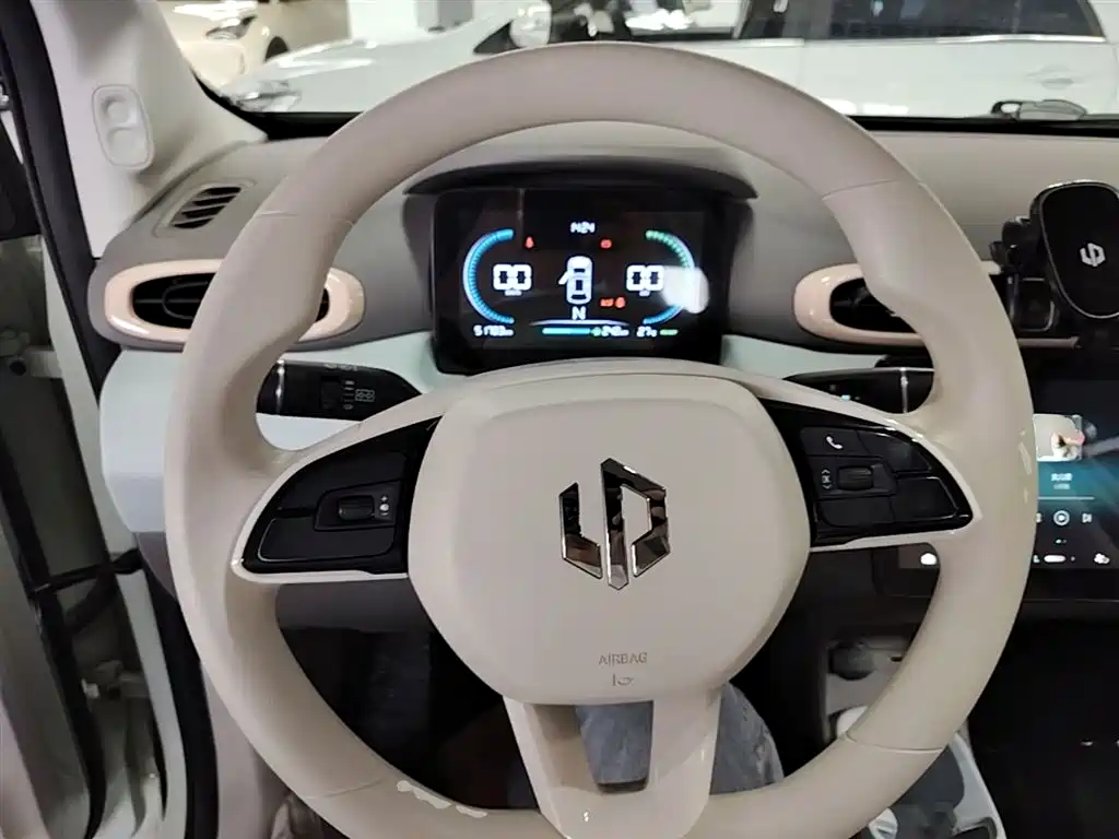 Leapmotor Leapmotor T03 — фото 11