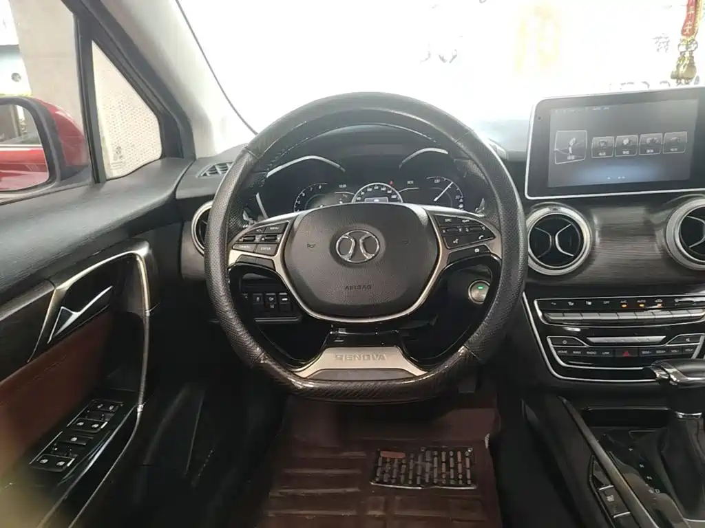 BAIC Senova D50 — фото 11