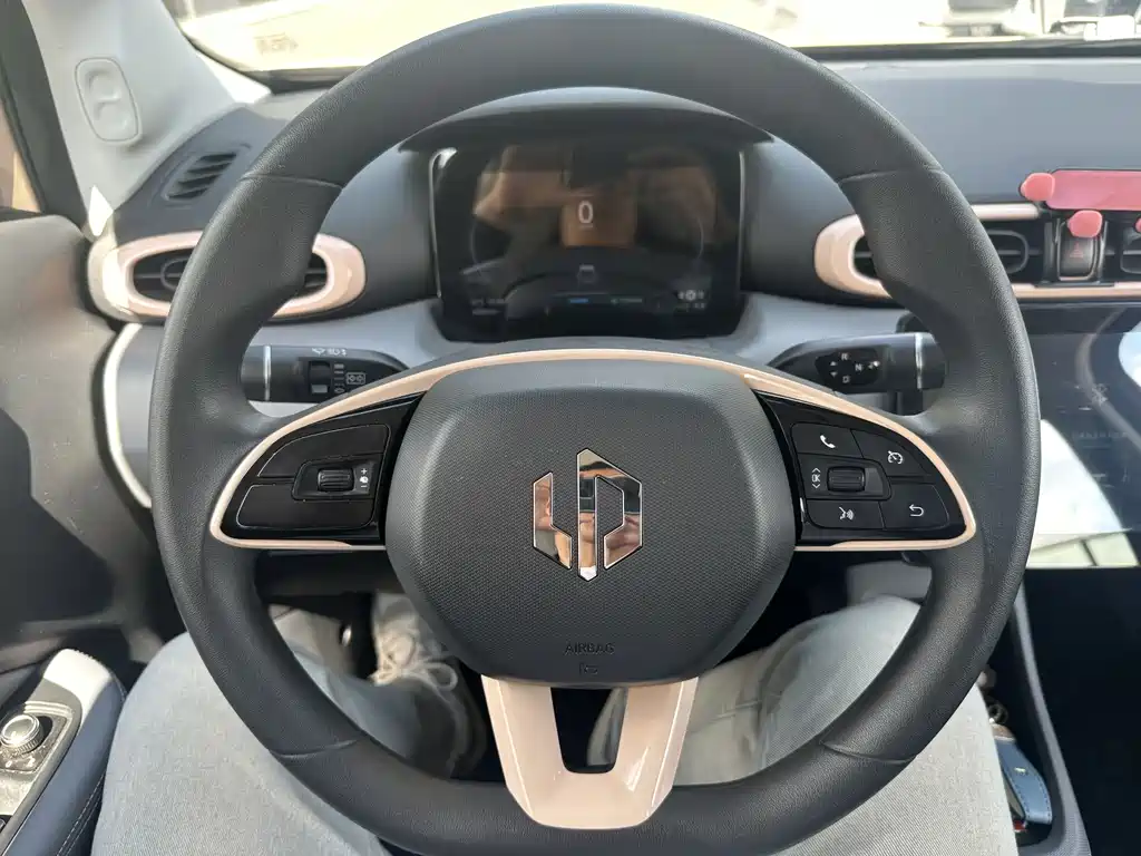 Leapmotor Leapmotor T03 — фото 10
