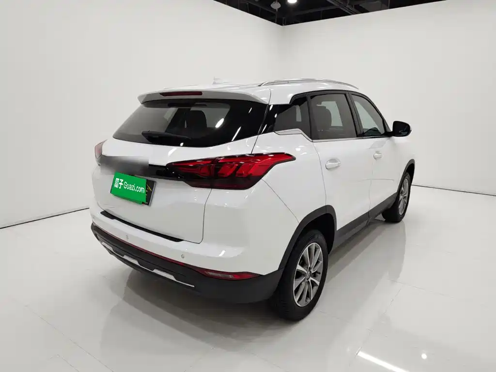 BAIC X3 — фото 7