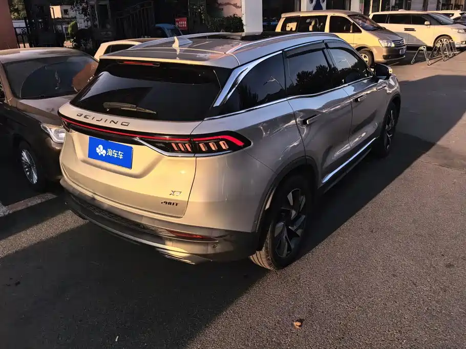 BAIC X7 — фото 3
