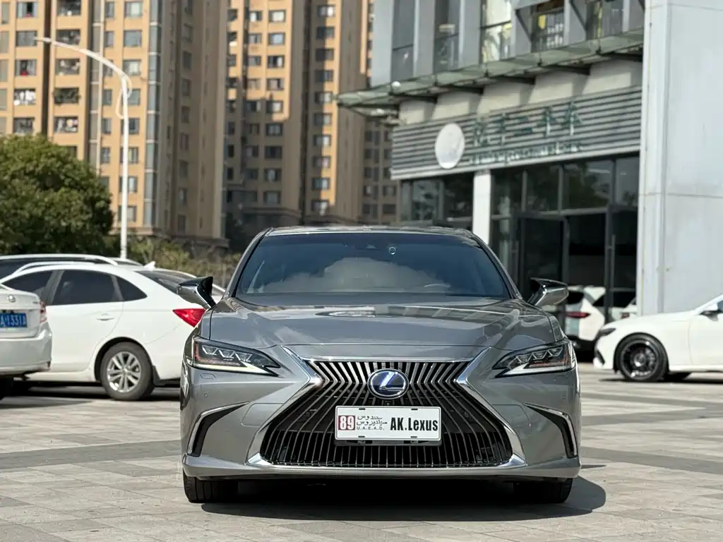 Lexus ES — фото 2