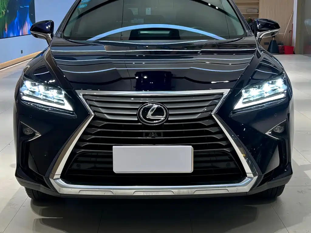 Lexus RX — фото 4