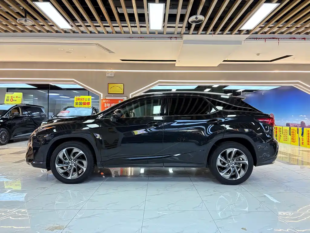 Lexus RX — фото 2