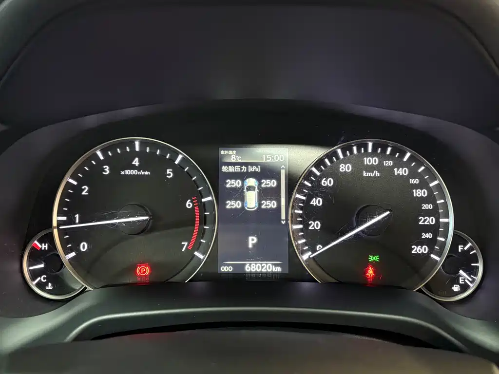 Lexus RX — фото 17