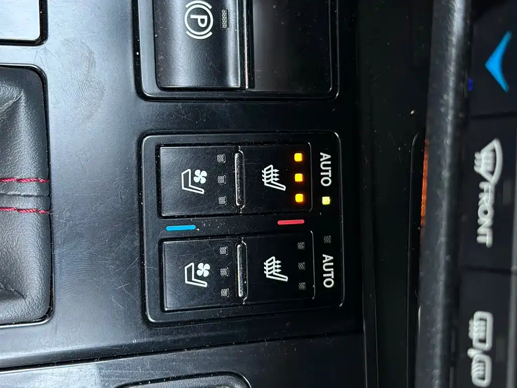 Lexus RX — фото 11