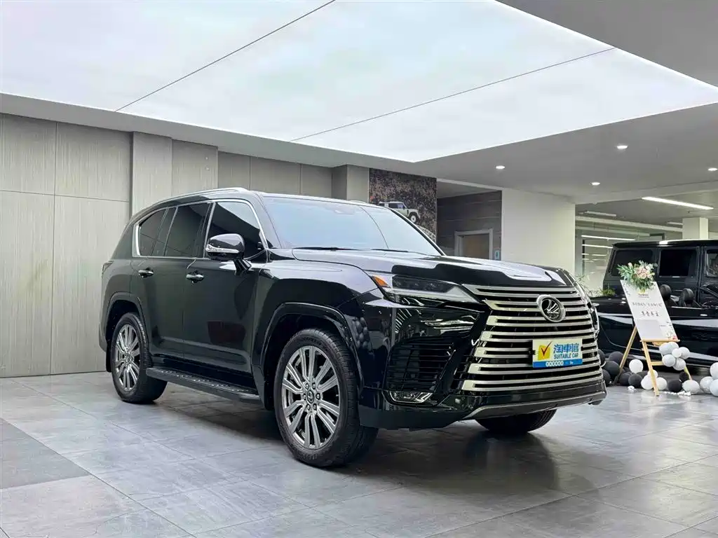 Lexus LX — фото 3