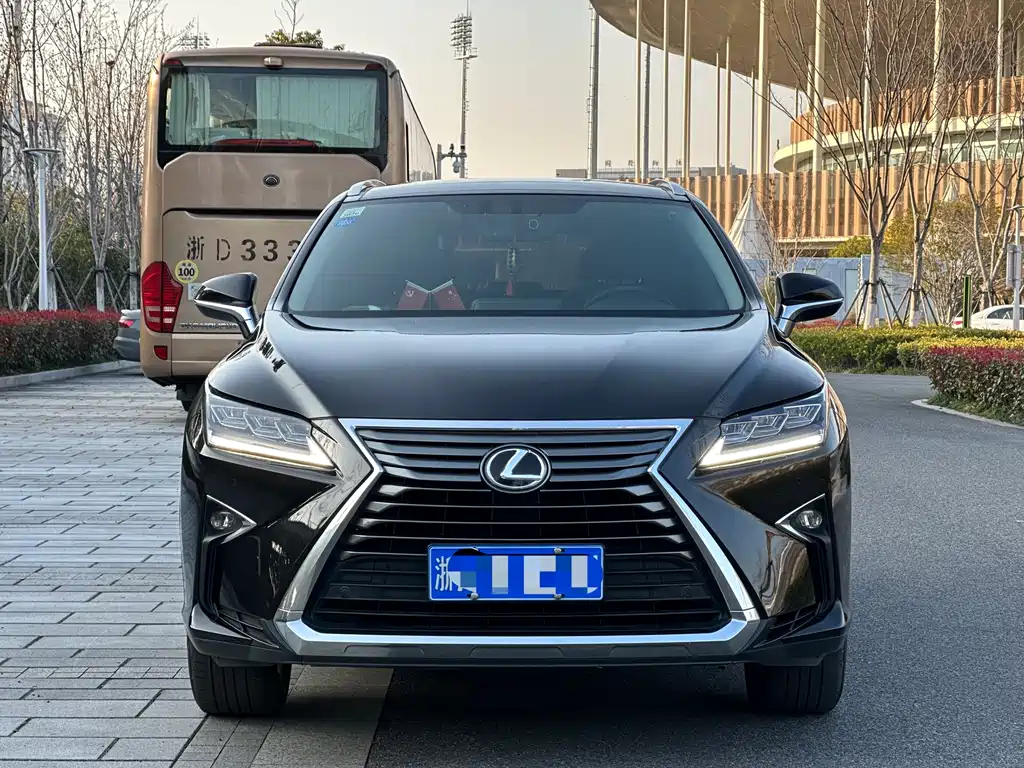 Lexus RX — фото 2