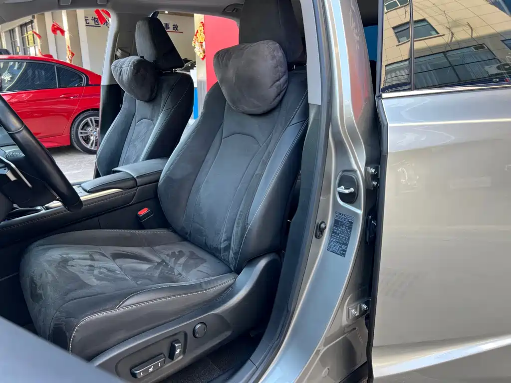 Lexus RX — фото 13
