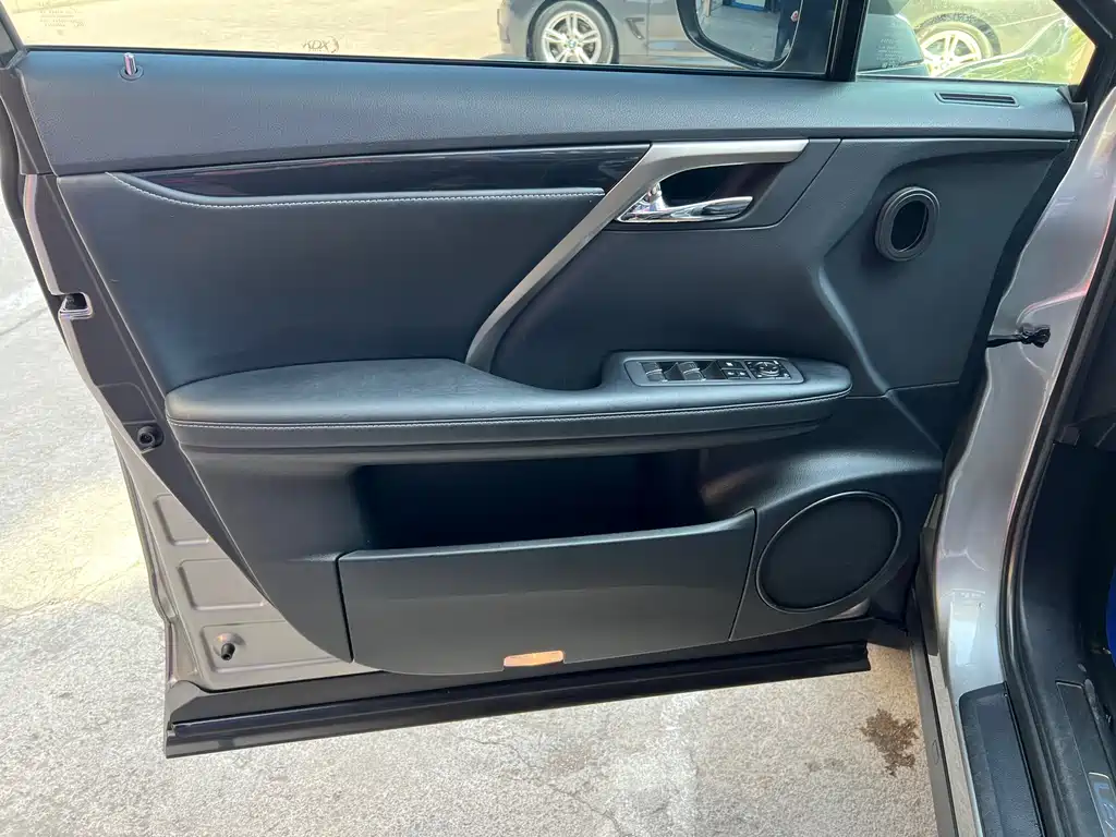 Lexus RX — фото 14