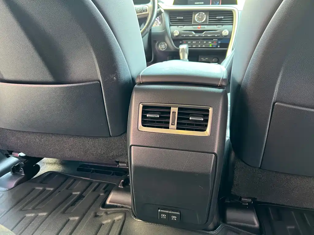 Lexus RX — фото 15