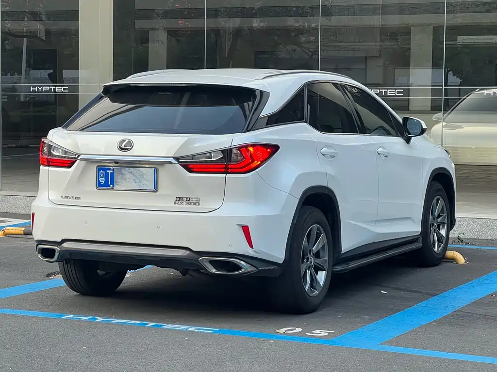 Lexus RX — фото 9