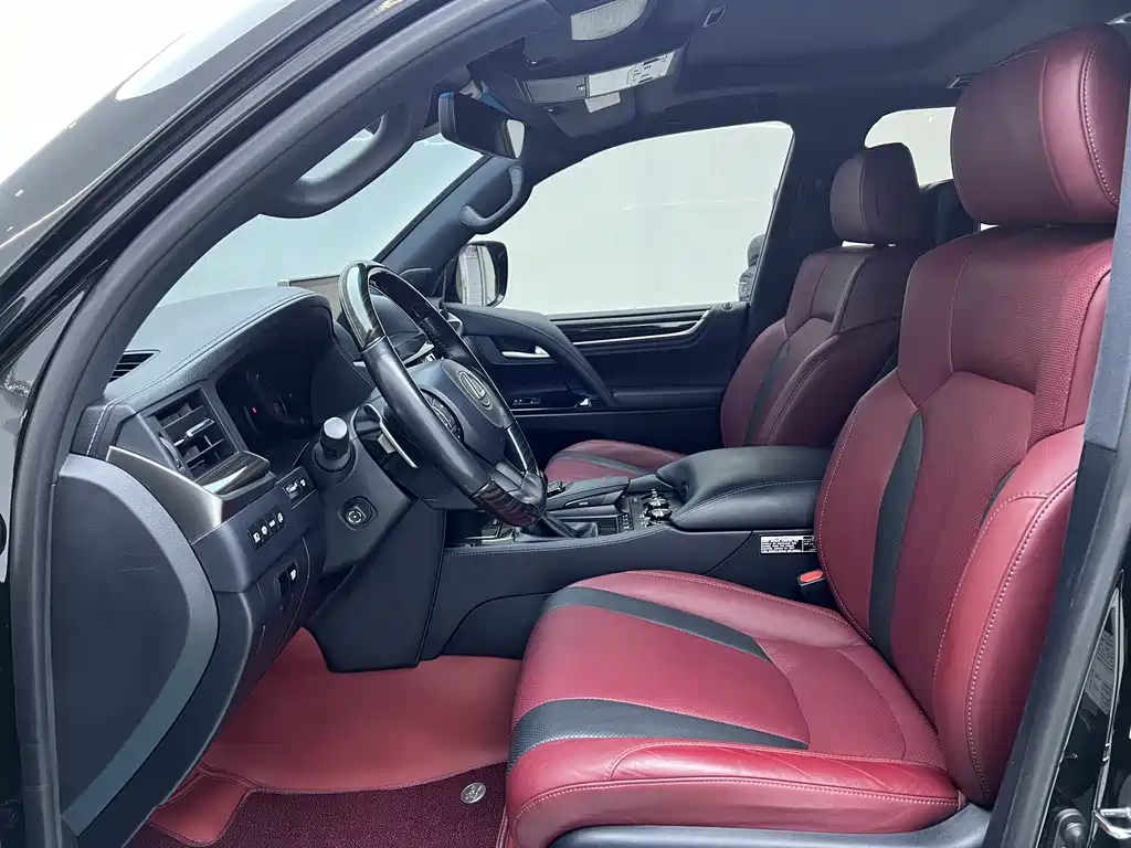 Lexus LX — фото 19
