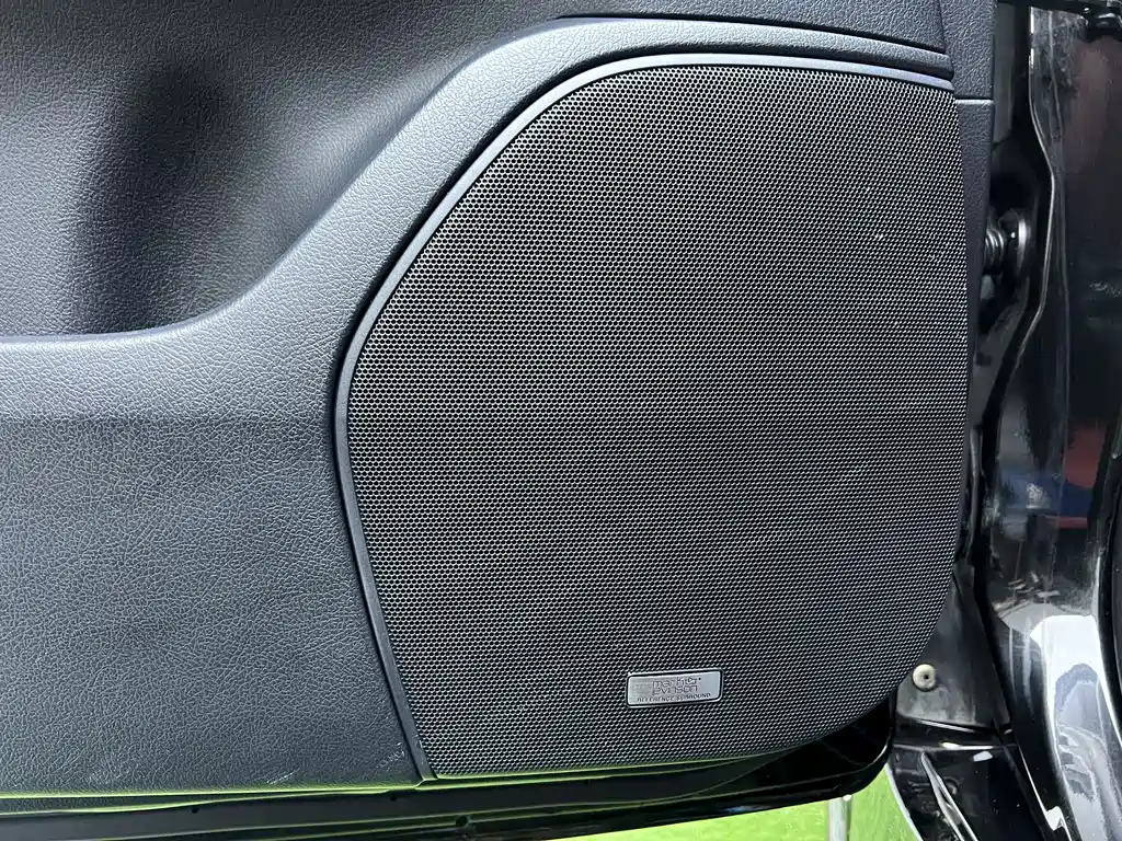 Lexus LX — фото 22