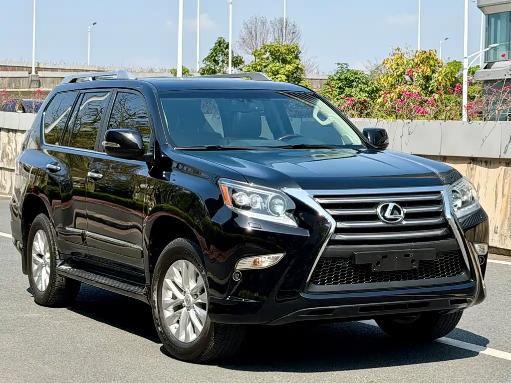 Lexus GX — фото 3