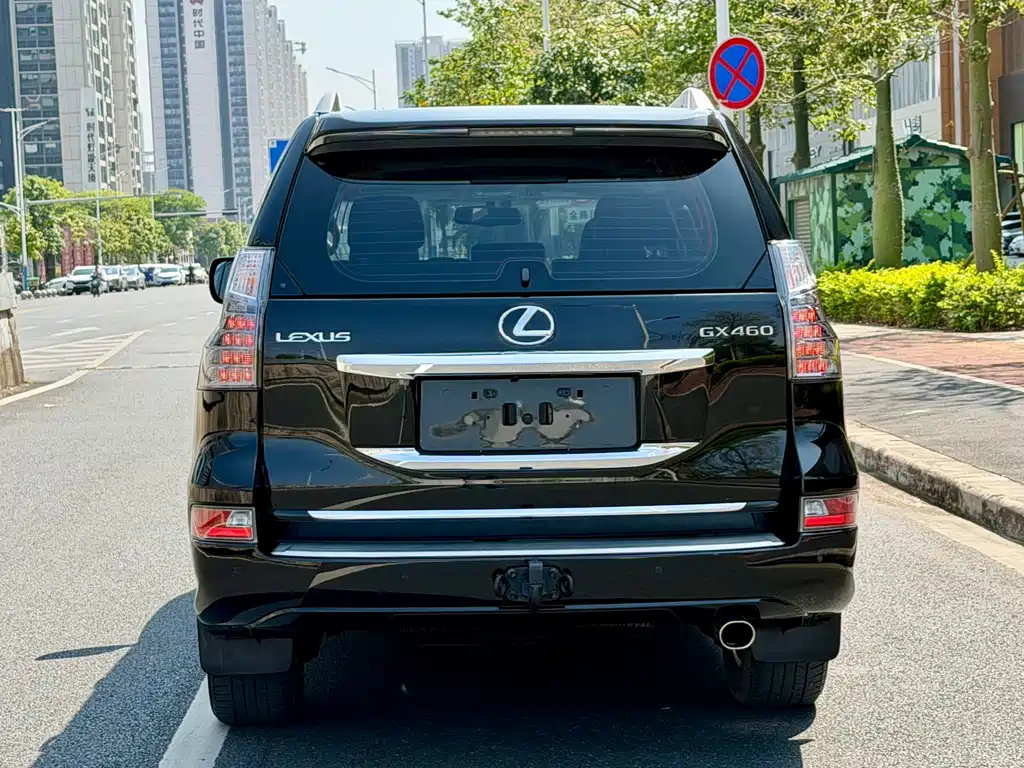 Lexus GX — фото 4