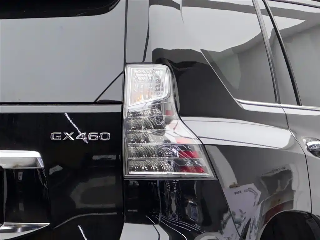Lexus GX — фото 17