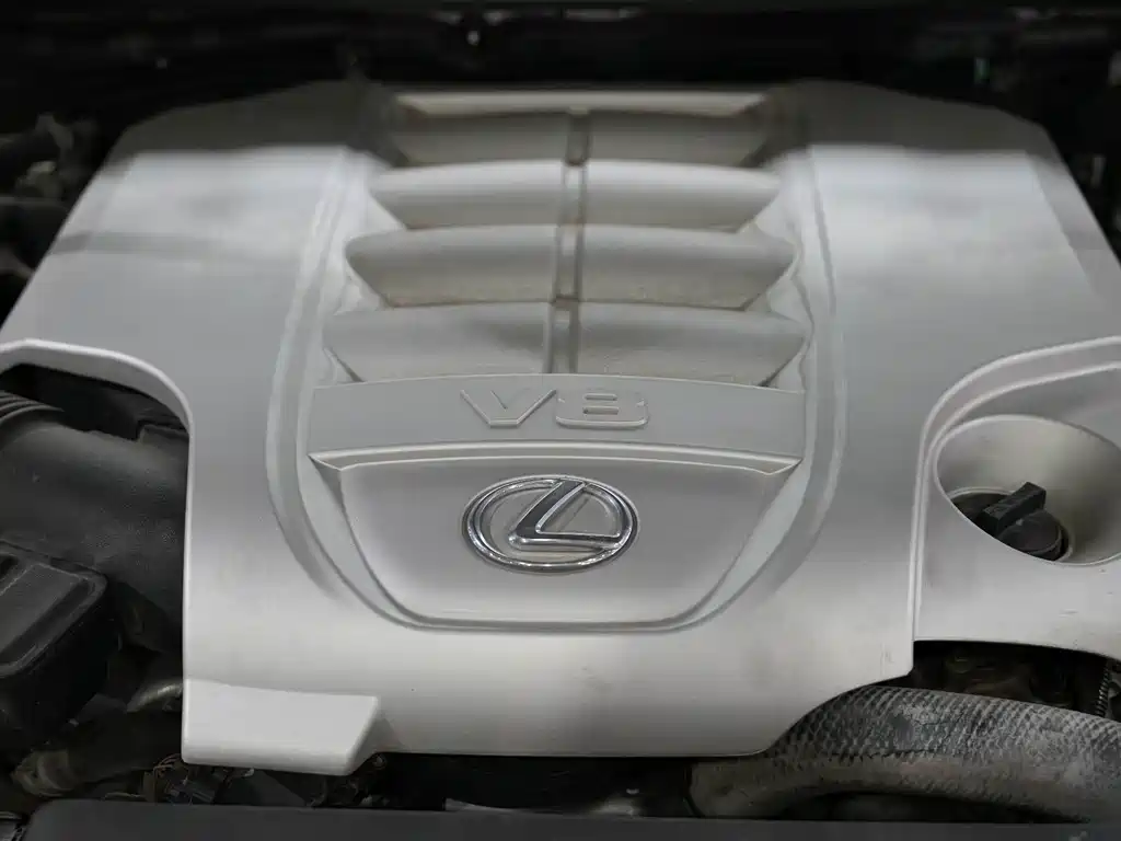 Lexus LX — фото 32