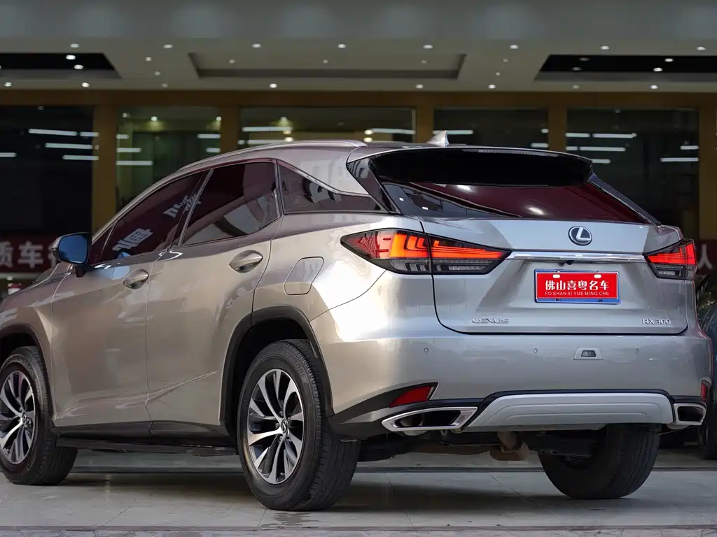 Lexus RX — фото 2