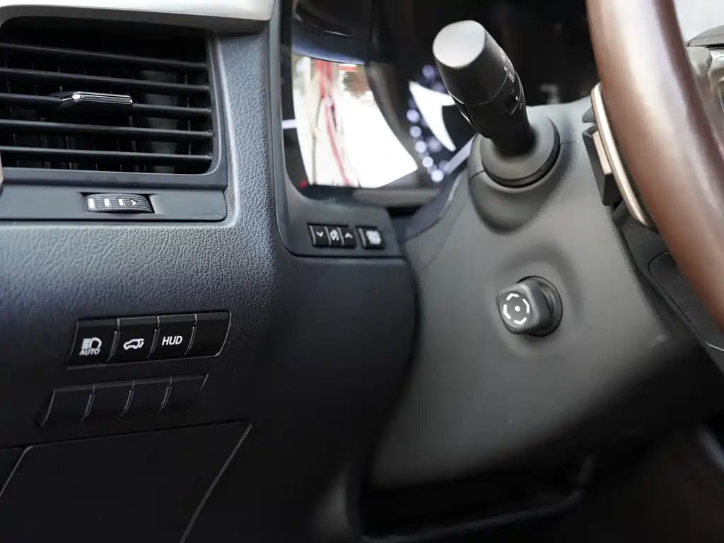 Lexus RX — фото 17