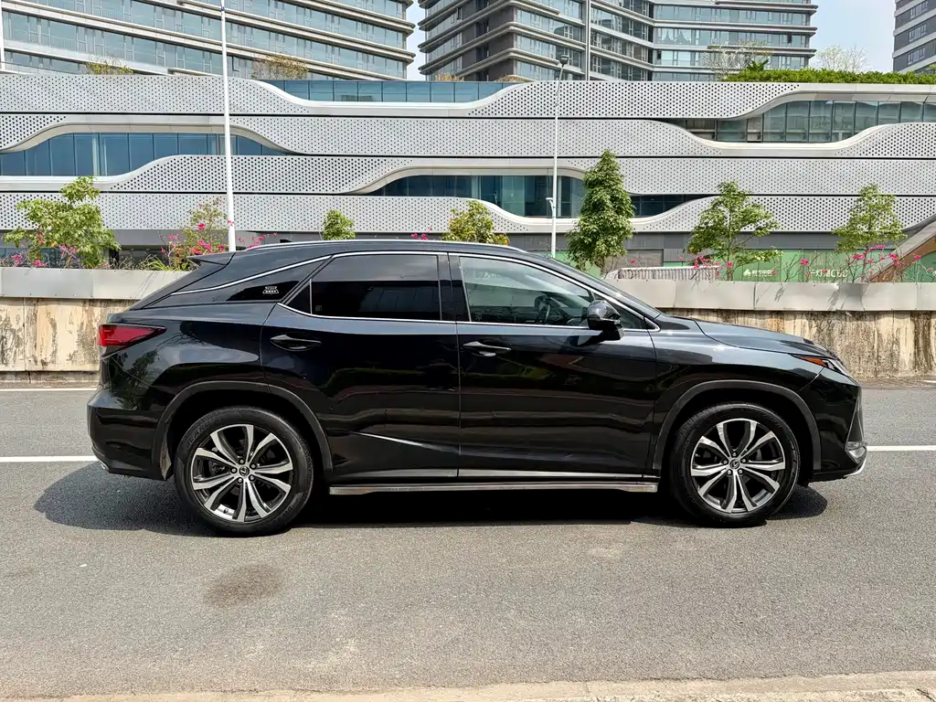 Lexus RX — фото 5