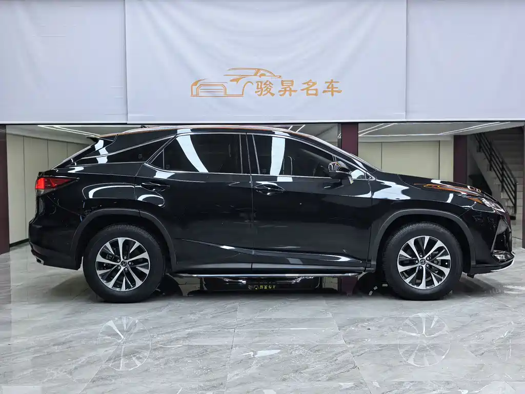 Lexus RX — фото 8
