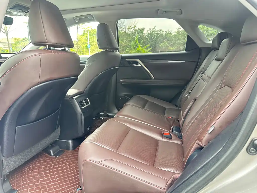 Lexus RX — фото 15