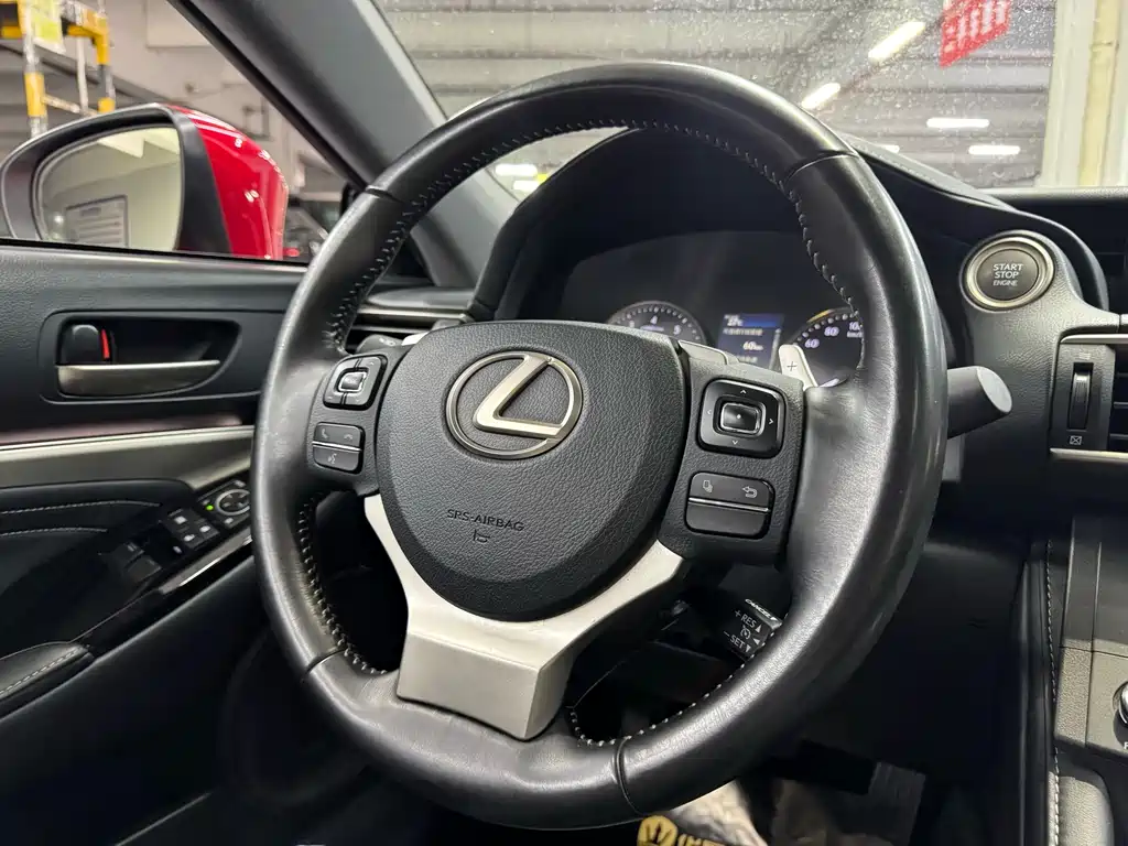 Lexus RC — фото 13