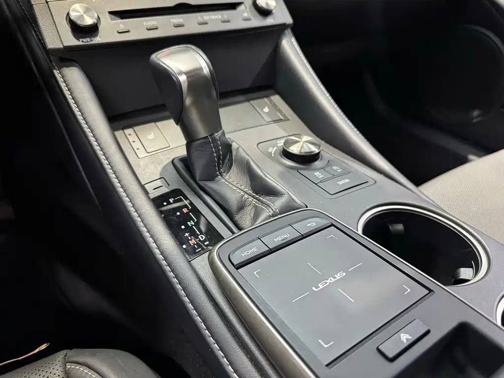 Lexus RC — фото 19