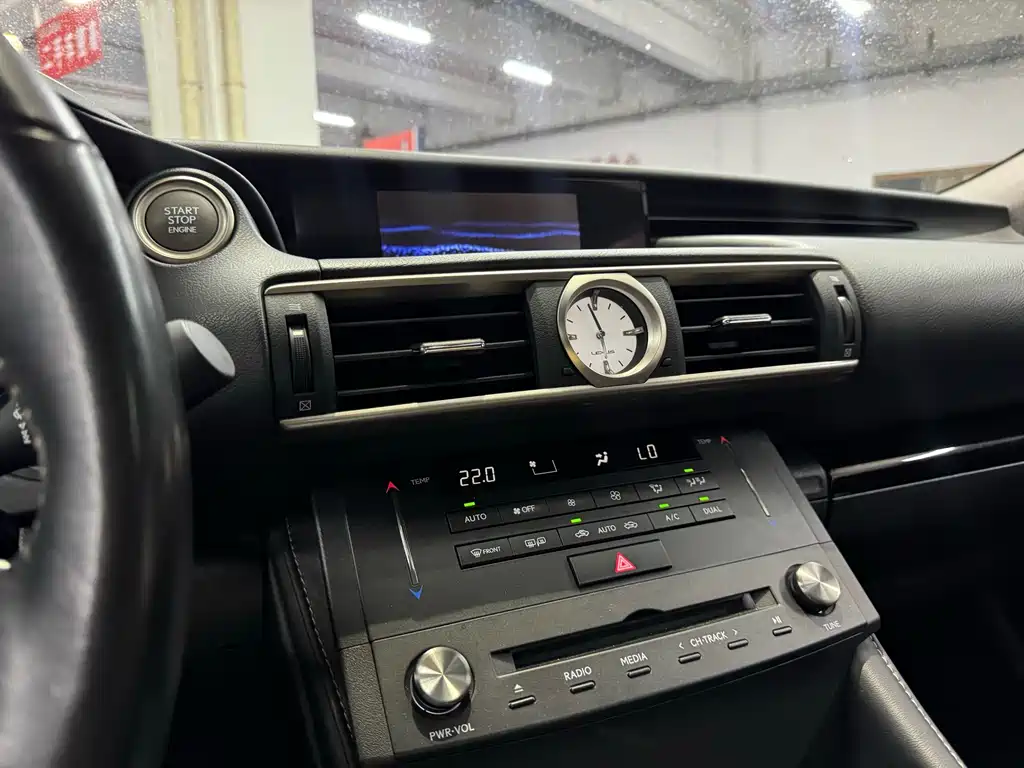 Lexus RC — фото 9