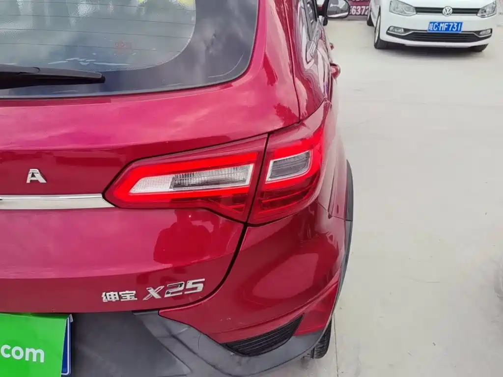 BAIC Senova X25 — фото 8