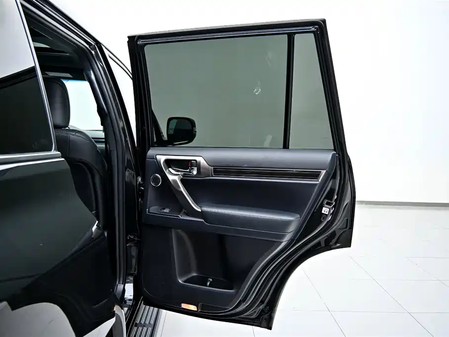 Lexus GX — фото 21