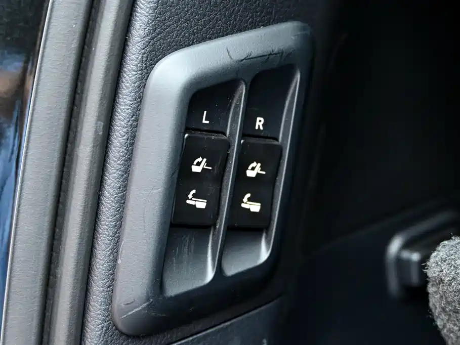 Lexus GX — фото 30