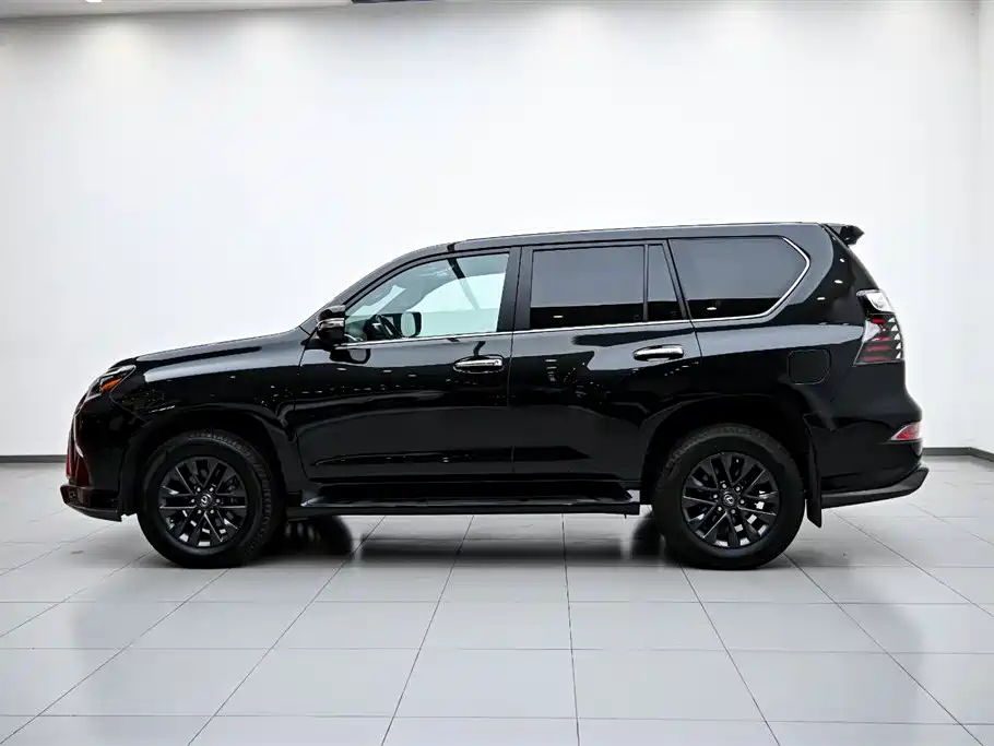 Lexus GX — фото 5