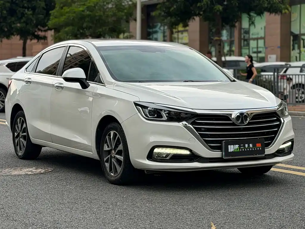 BAIC Senova D50 — фото 3