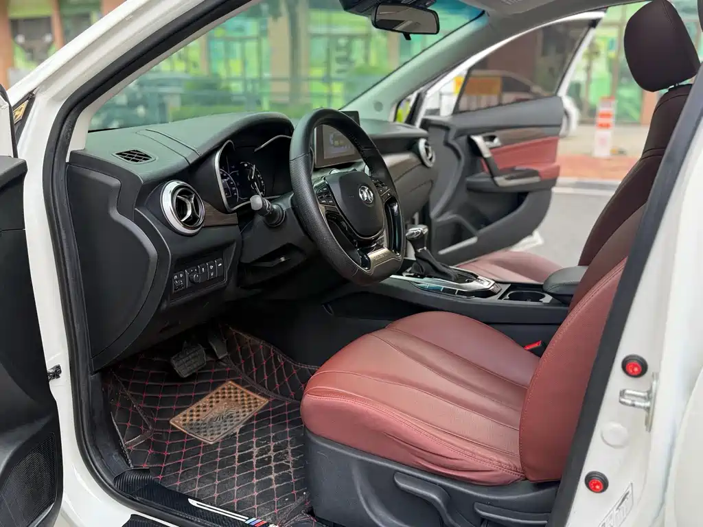 BAIC Senova D50 — фото 4