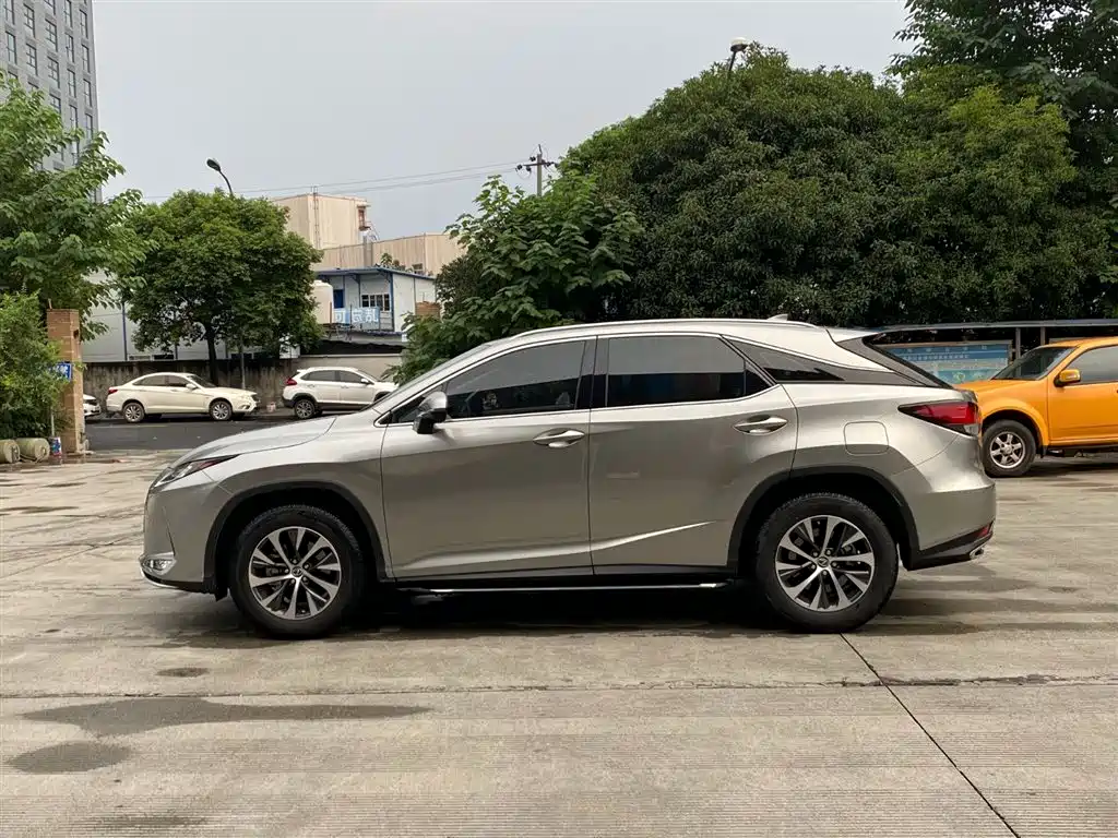 Lexus RX — фото 3
