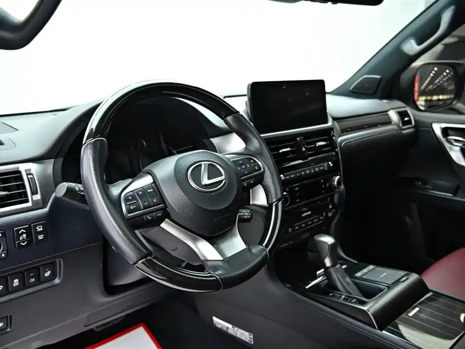 Lexus GX — фото 15