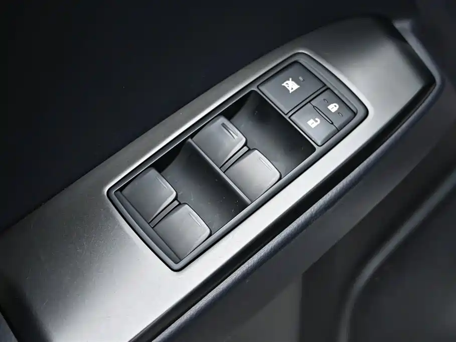 Lexus GX — фото 23